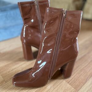 Synthetic Brown Boots! Barely worn